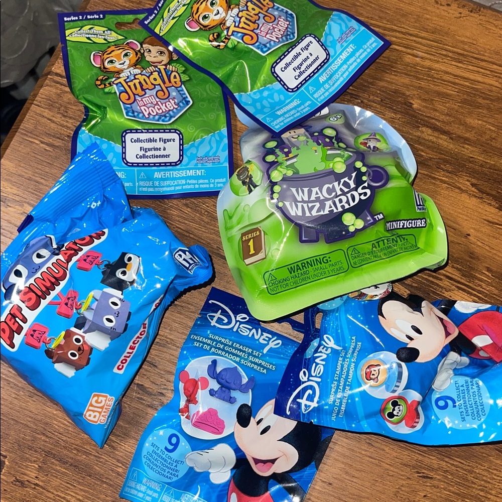 Assorted blind bags qty 6